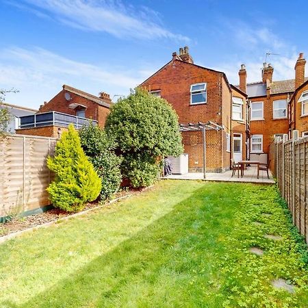 Spacious 2Bd Apartment Cricklewood London Exteriör bild
