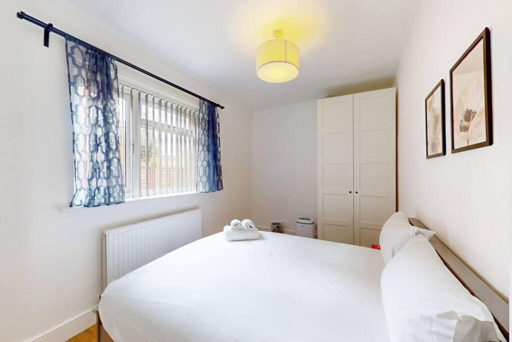 Spacious 2Bd Apartment Cricklewood London Exteriör bild